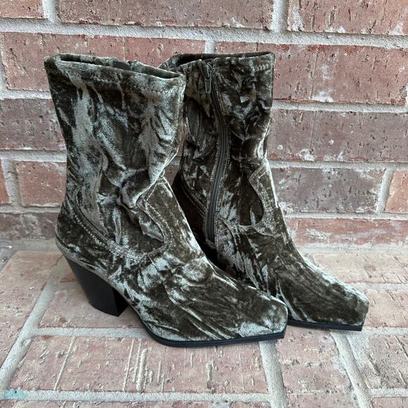 Gianna Bini Shoes - Gianni Bini Western Olive Green Velvet Boots Size 8.5